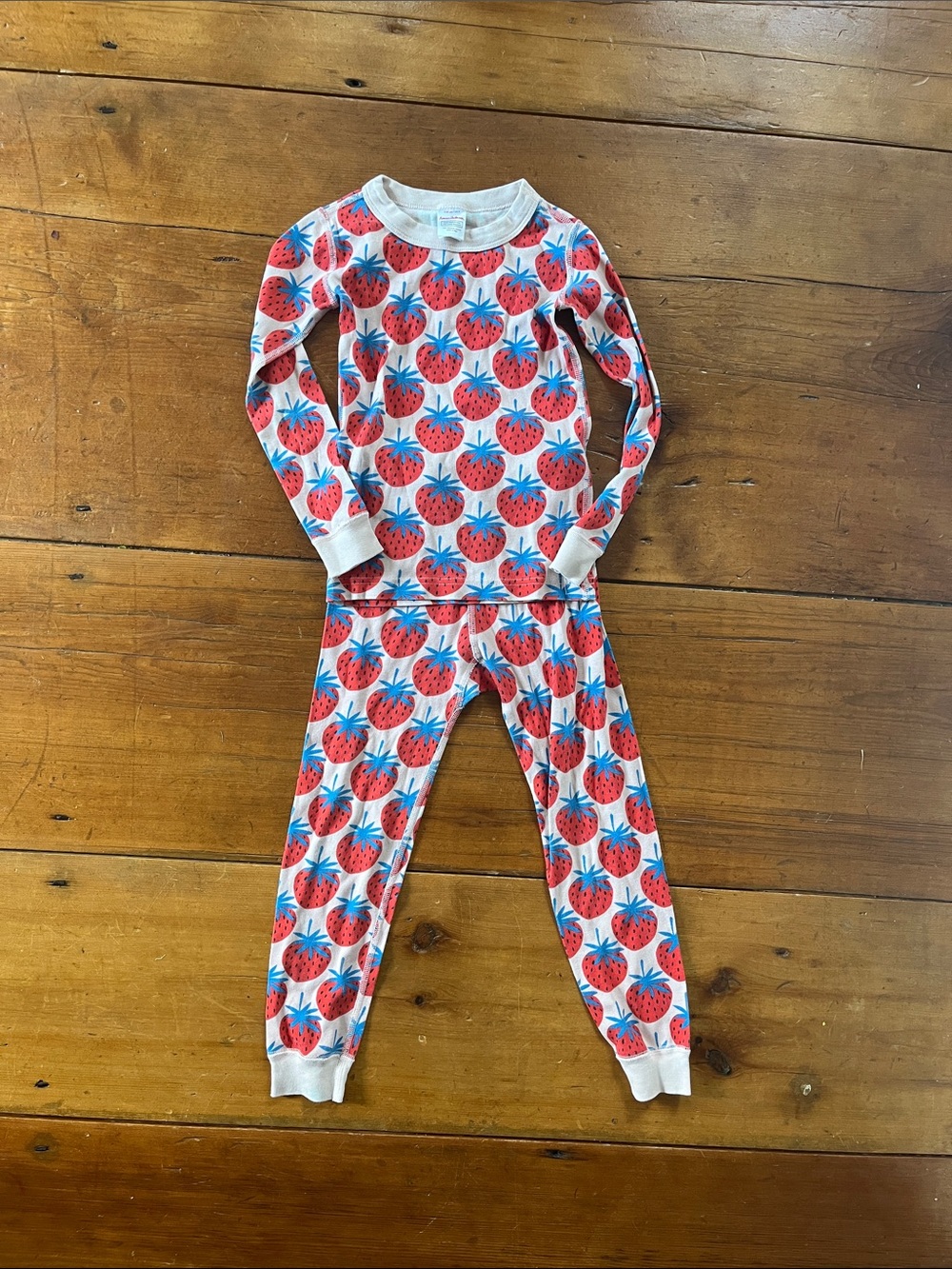 Hanna Andersson Kids Strawberry Long Sleeve Pajama Set